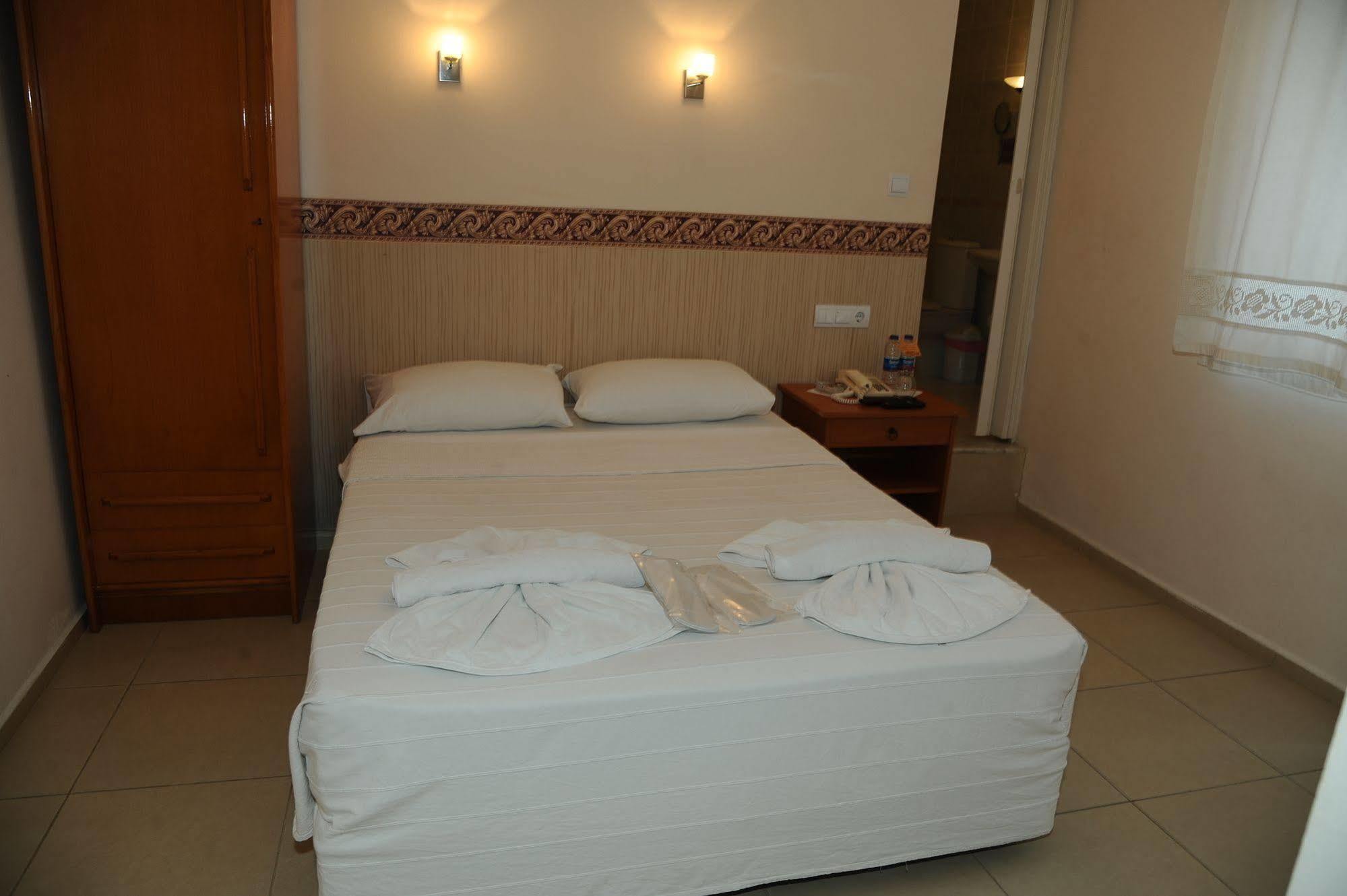 كوشاداسيه Hotel Dorukhan المظهر الخارجي الصورة