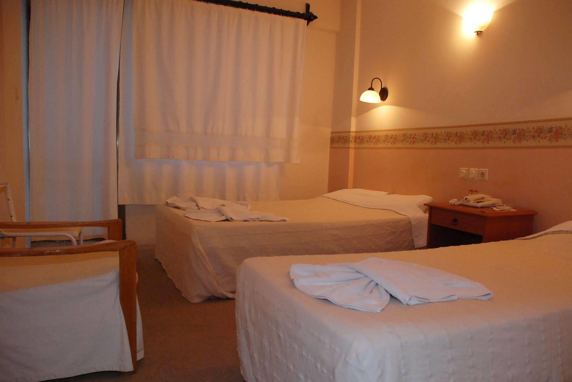 كوشاداسيه Hotel Dorukhan المظهر الخارجي الصورة