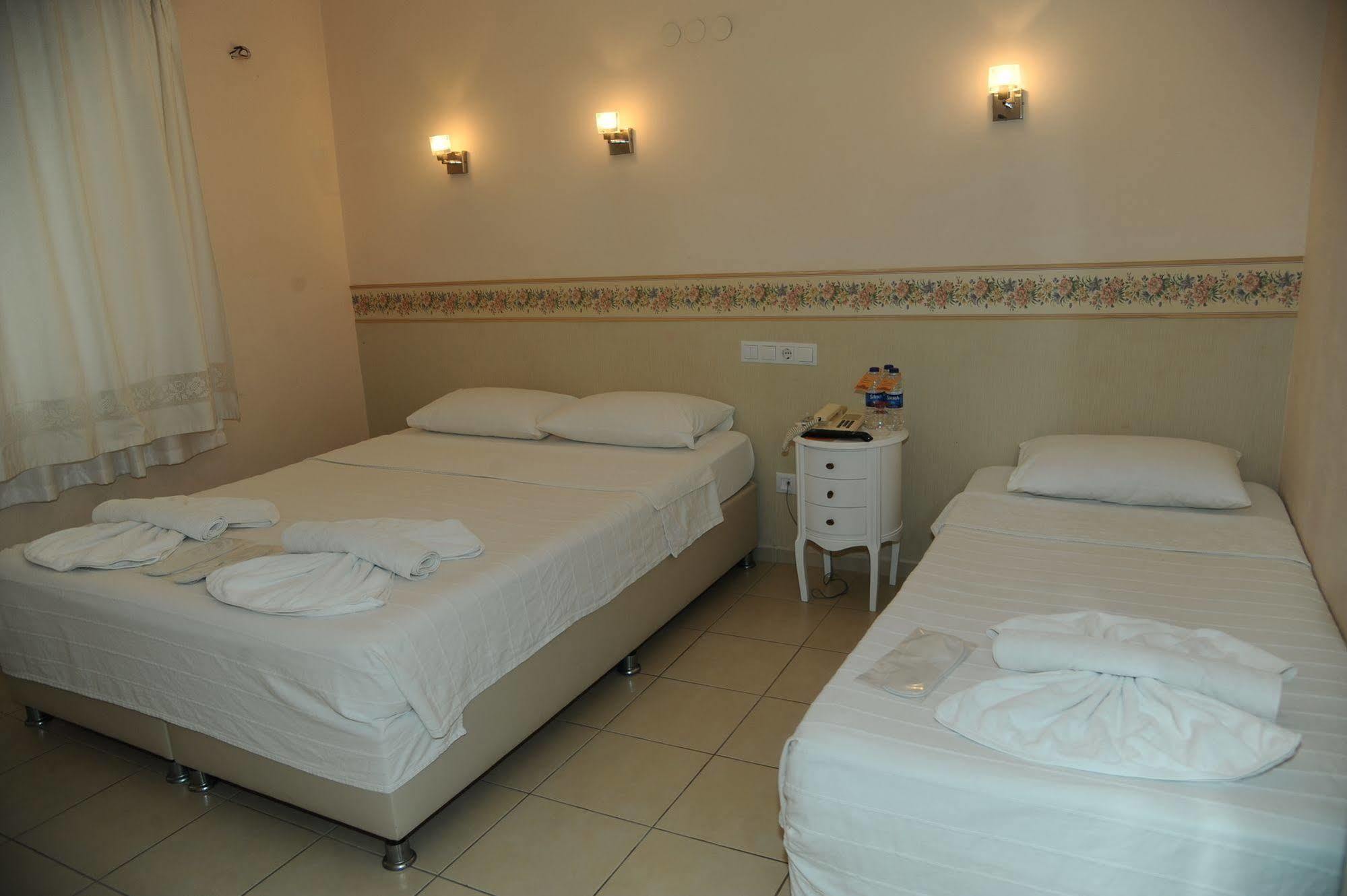 كوشاداسيه Hotel Dorukhan المظهر الخارجي الصورة