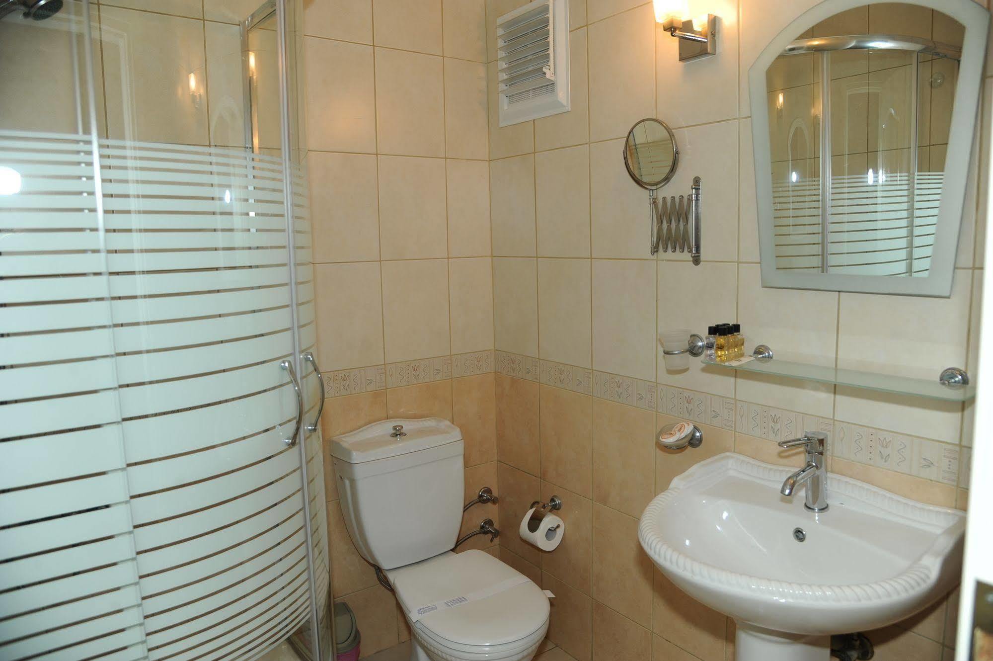 كوشاداسيه Hotel Dorukhan المظهر الخارجي الصورة
